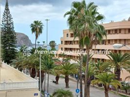 Apartamento en venta en Arona, Los Cristianos photo 0