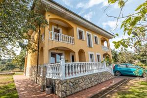 Casa en venta en Siero, Siero photo 0