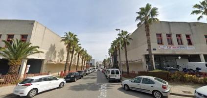 Nave industrial en venta en Badalona, Montigala photo 0