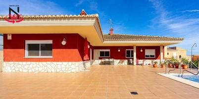 Chalet en venta en Benifaió, Urb. El pla de les Clotxes photo 0