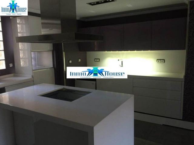 Piso en venta en Albacete, Centro photo 0