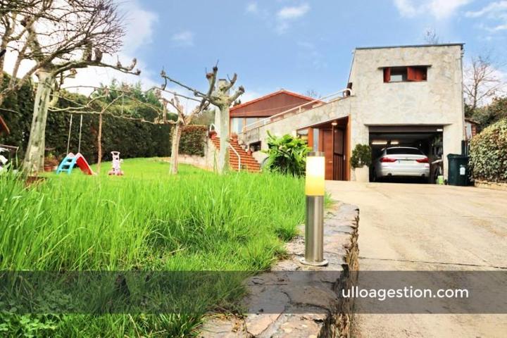 Chalet en venta en Iza-Itza, Sarasa photo 0