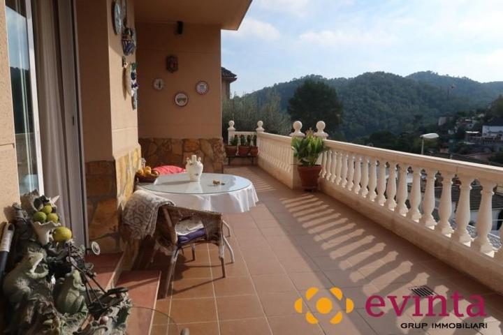 Casa en venta en Cervelló, Can castany photo 0