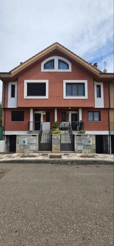 Adosada en venta en Villaquilambre, La granja-villaovispo photo 0