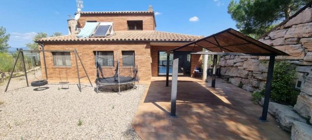 Casa en venta en Gelida, CENTRO photo 0