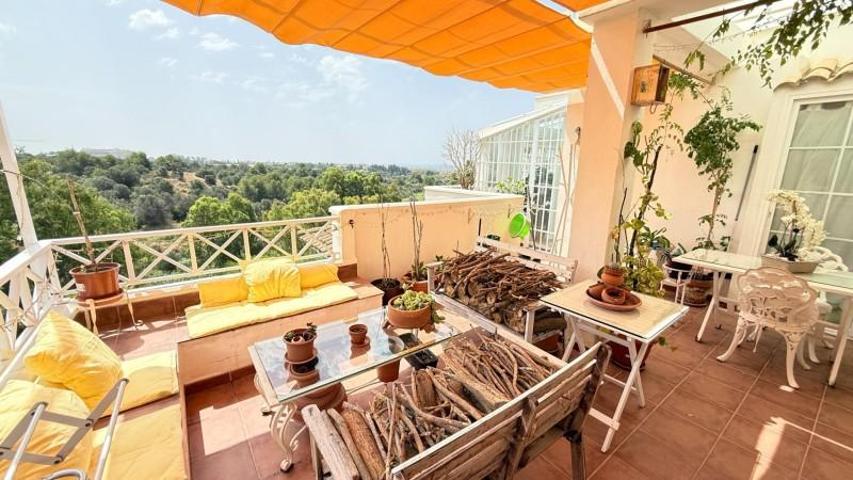 Piso en venta en Marbella, Rio real photo 0