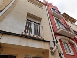 Edificio en venta en Vilafranca del Penedès photo 0