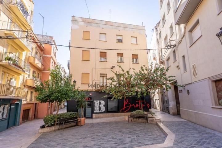 Edificio en venta en Reus, Centre photo 0