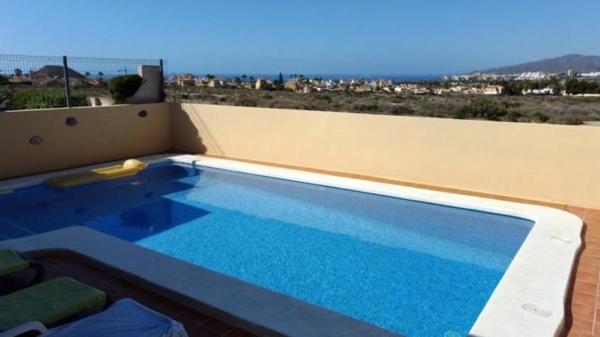 Chalet en venta en San Juan de los Terreros, Noraver photo 0