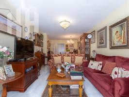 Piso en venta en Málaga photo 0