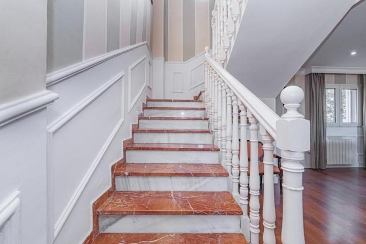 Chalet en venta en Monachil, Barrio de monachil photo 0