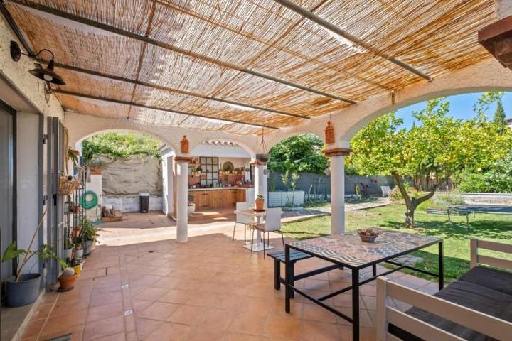 Chalet en venta en Alhaurín el Grande, Centro photo 0