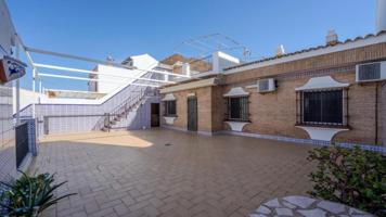 Adosada en venta en Ayamonte, Ayamonte Pueblo photo 0