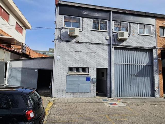 Nave industrial en venta en Alcobendas, 28100 photo 0