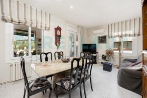 Piso en venta en Tiana, Centro photo 0