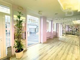Local comercial en venta en Vigo, Praza Independencia photo 0