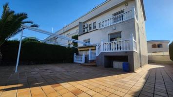 Chalet en venta en Ciempozuelos, Cuevas - Ilustración photo 0