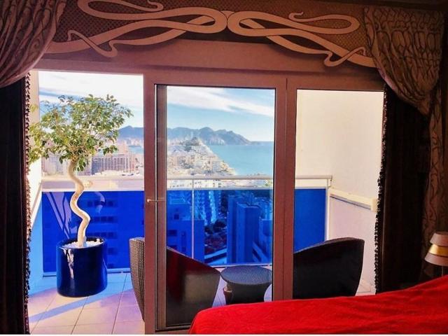 Atico Duplex en venta en Villajoyosa, Cala Villajoyosa photo 0