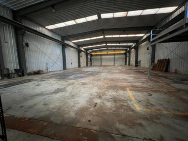 Nave industrial en venta en Bembibre, * alrededores photo 0