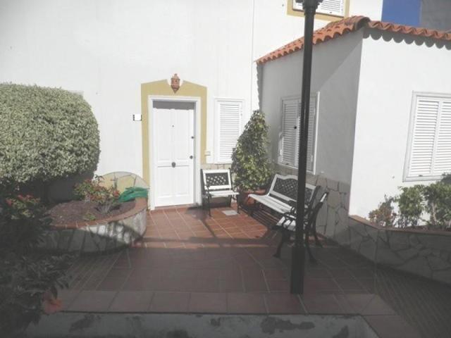 Adosada en venta en Adeje, Roque del Conde photo 0