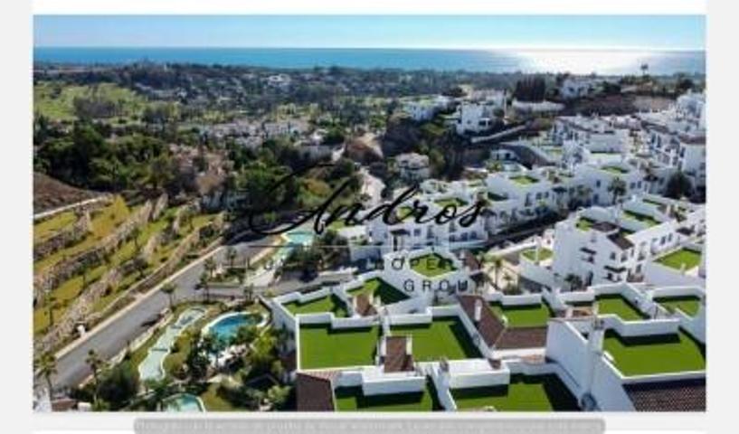 Aticos en venta en Benahavís, Cortés photo 0