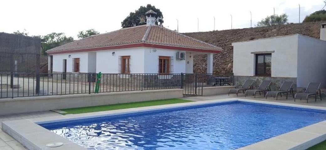 Casa con terreno en venta en Almogía, Monterroso photo 0