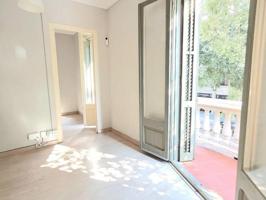 Apartamento en venta en Barcelona photo 0