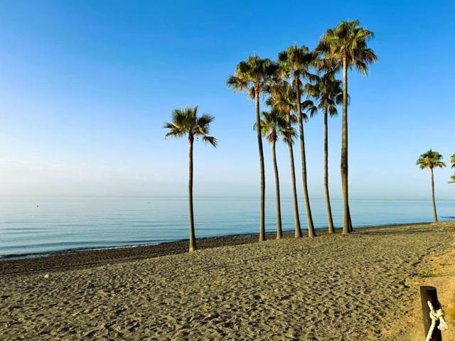 Apartamento en venta en Estepona, Seghers photo 0