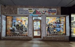 Local comercial en venta en Benidorm, Levante photo 0
