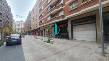 Local comercial en venta en Logroño, Centro photo 0