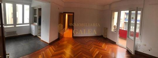 Piso en venta en Getxo photo 0