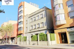 Edificio en venta en Xirivella, Cami Nou photo 0
