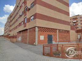 Local comercial en venta en Toledo photo 0
