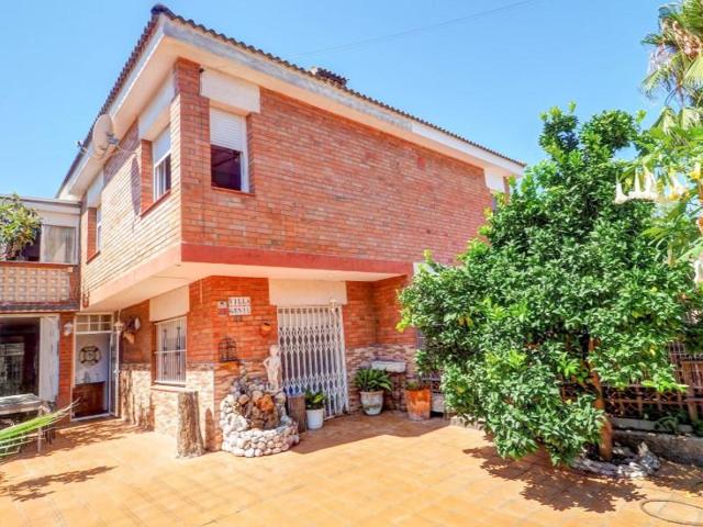 Casa en venta en Sant Pere de Ribes, Rocamar photo 0