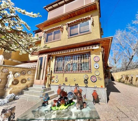 Chalet en venta en Alpedrete, Los negrales photo 0