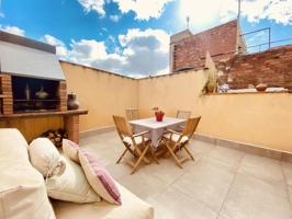 Adosada en venta en Terrassa, Centre photo 0