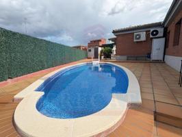 Chalet en venta en Masquefa photo 0