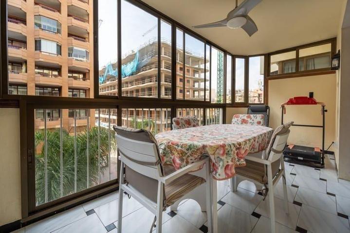 Apartamento en venta en Fuengirola, Puerto Deportivo photo 0