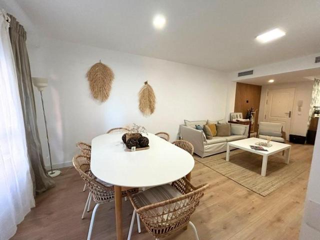 Apartamento en venta en Fuengirola, Los Pacos photo 0