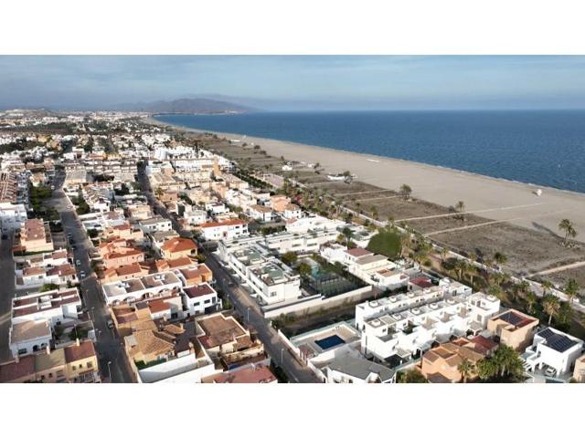 Apartamento en venta en Vera photo 0