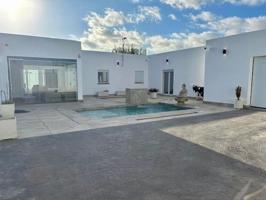 Chalet en venta en Chiclana de la Frontera, El sotillo photo 0