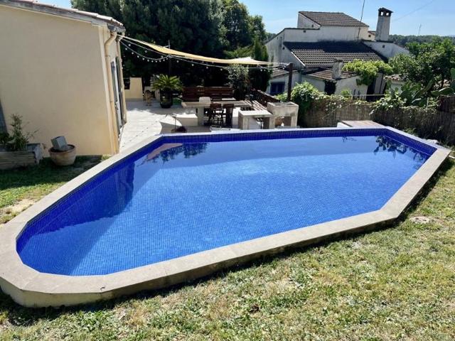 Chalet en venta en Sant Miquel de Fluvià photo 0