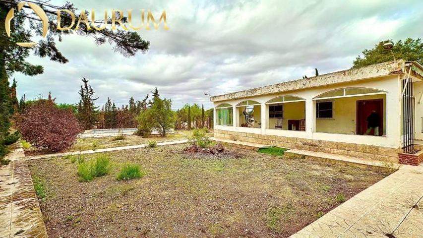 Chalet en venta en San Vicente del Raspeig, San vicente photo 0