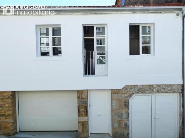 Duplex en venta en Santiago de Compostela, Horreo photo 0