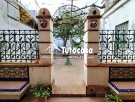 Casa en venta en Dos Hermanas, Centro - Doña Mercedes photo 0