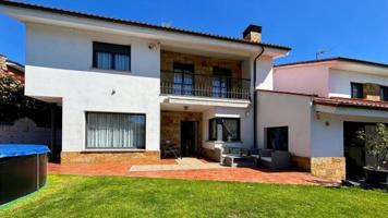 Casa en venta en Siero photo 0