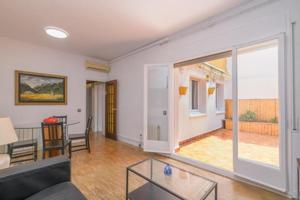 Piso en venta en Barcelona, La Salut photo 0