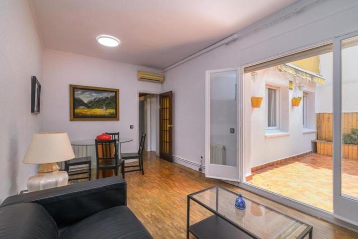 Casa en venta en Barcelona, La Salut photo 0