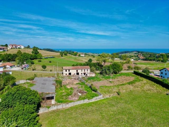 Terreno en venta en San Vicente de la Barquera, La revilla photo 0