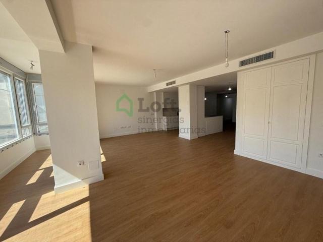 Piso en venta en Badajoz photo 0